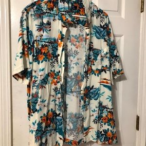 hawaiian shirt